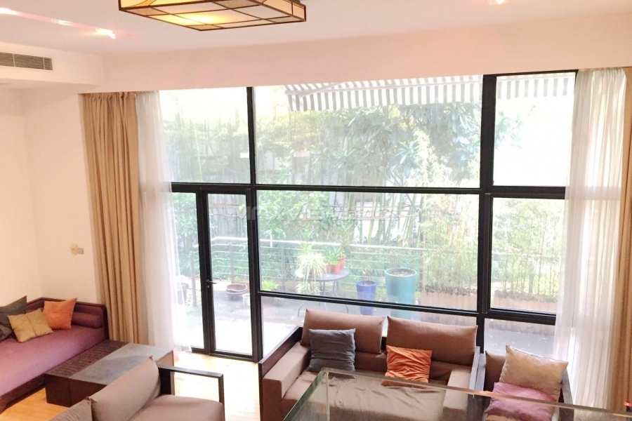 Housing shanghai in Diamond Villa 4bedroom 307sqm ¥30,000 CNV00085