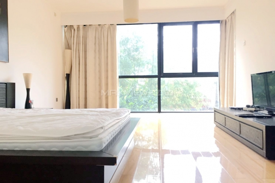 Housing shanghai in Diamond Villa 4bedroom 307sqm ¥30,000 CNV00085