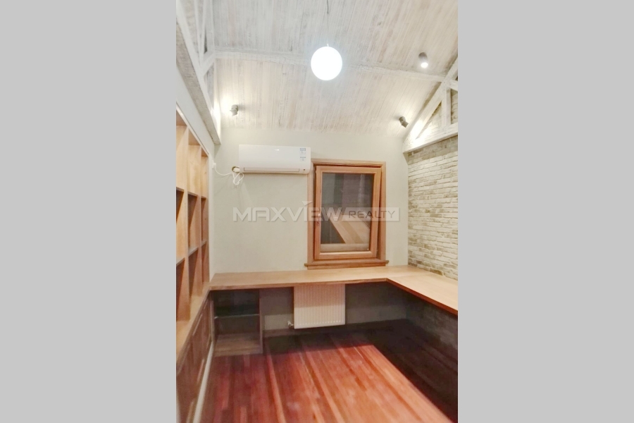 Shanghai houses for rent on Huaihai M. Road 5bedroom 200sqm ¥48,000 SH017149