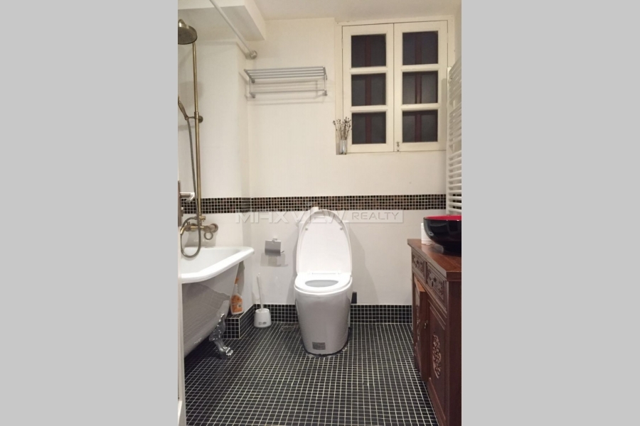 Rent a house in Shanghai on Anxi Road 2bedroom 120sqm ¥28,000 SH017181