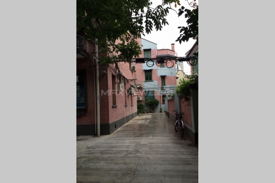 Shanghai houses for rent on Tianping Road 4bedroom 210sqm ¥48,000 L00389