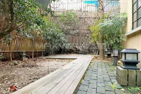 Rent a house in Shanghai on Wulumuqi M. Road 5bedroom 500sqm ¥110,000 SH017236