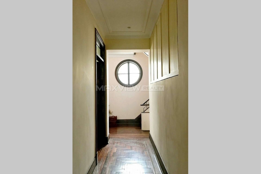 Rent a house in Shanghai on Wulumuqi M. Road 5bedroom 500sqm ¥110,000 SH017236