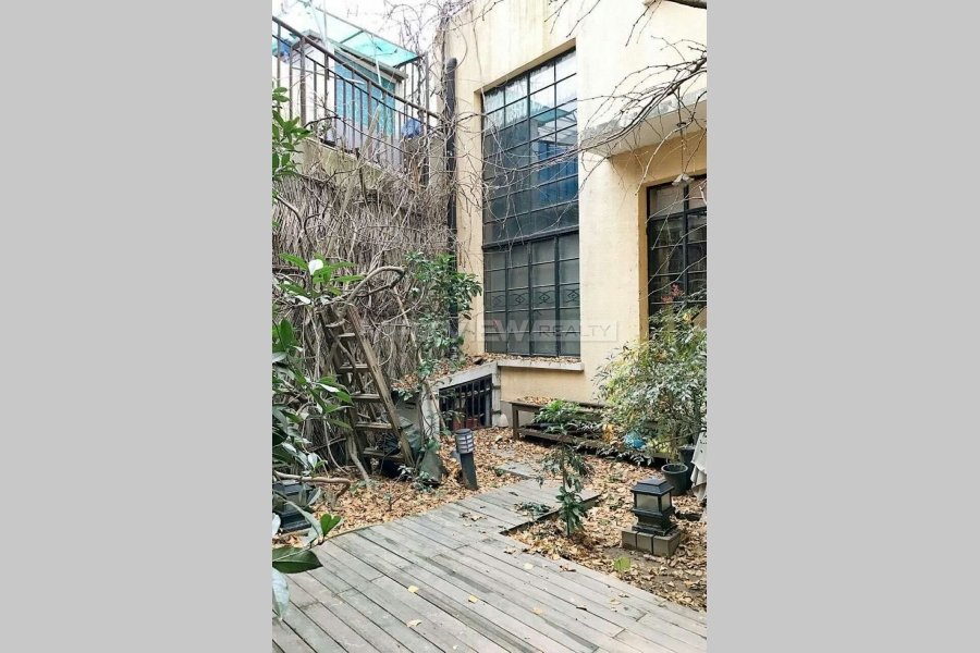 Rent a house in Shanghai on Wulumuqi M. Road 5bedroom 500sqm ¥110,000 SH017236