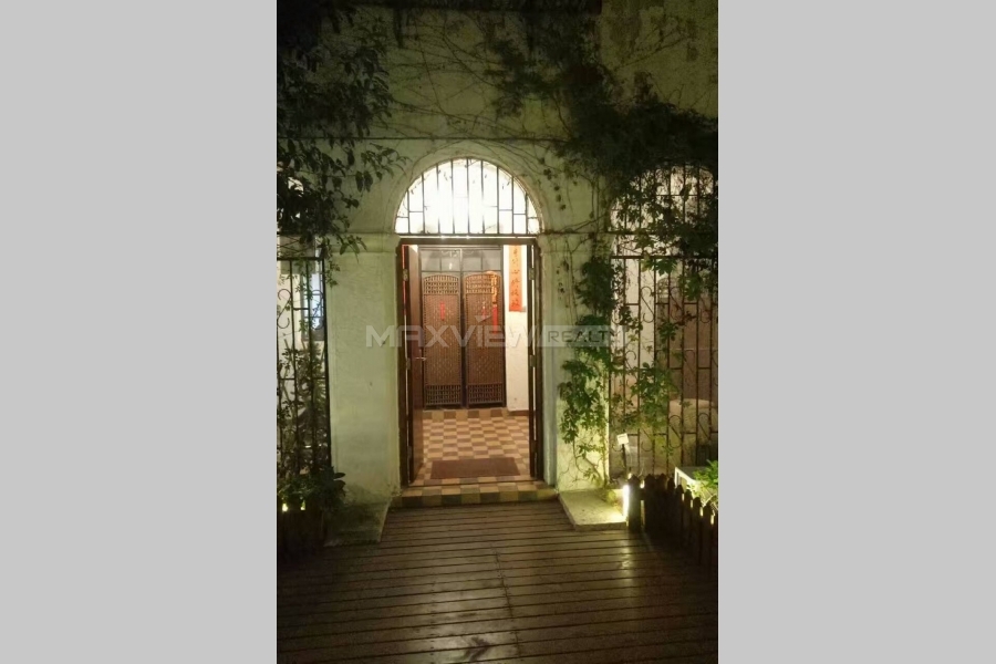 Shanghai houses for rent on Huashan Road 3bedroom 150sqm ¥42,000 SH017028