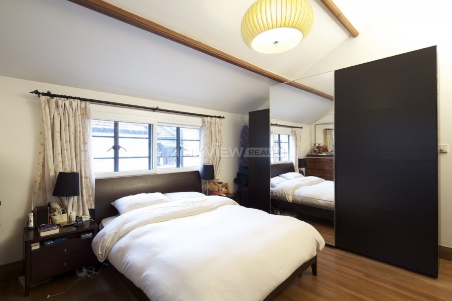 Rent apartment in Shanghai on Maoming N. Road 2bedroom 130sqm ¥25,000 SH017326