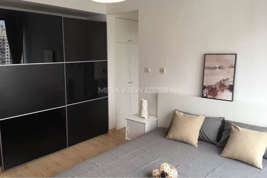 Apartment in Shanghai New Westgate Garden 2bedroom 120sqm ¥20,000 HPA01021