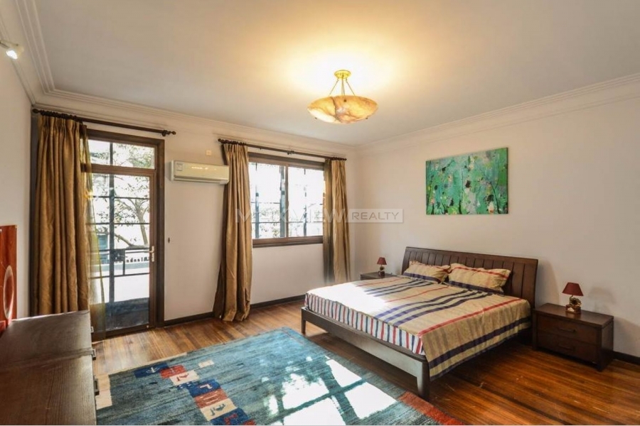 Shanghai house rent on Beijing W. Road  4bedroom 180sqm ¥45,000 SH017338