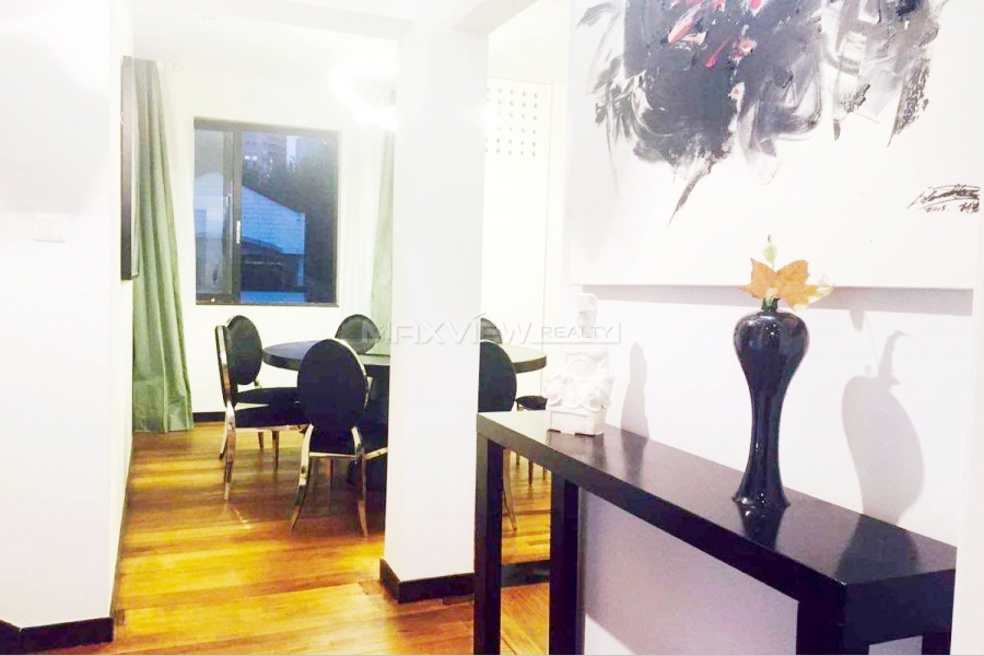 Apartments for rent in Shanghai on Gaoyou Road 4bedroom 240sqm ¥40,000 SH006411