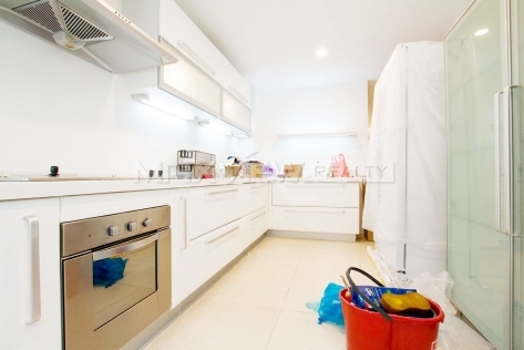Apartment rental Shanghai on Xinhua Road 3bedroom 209sqm ¥43,000 SH017346