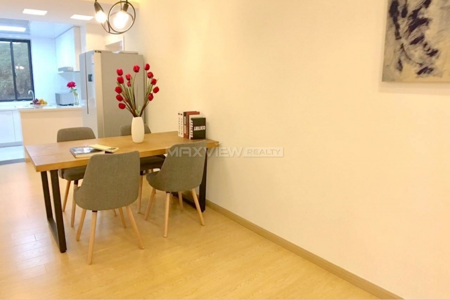 Apartments for rent in Shanghai on Xinzha Road 3bedroom 135sqm ¥20,000 SH017352
