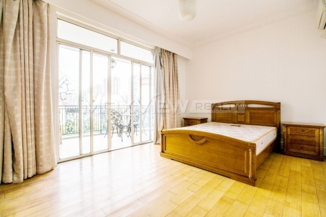 Shanghai apartment rent on Yongjia Road 4bedroom 200sqm ¥35,000 L00092