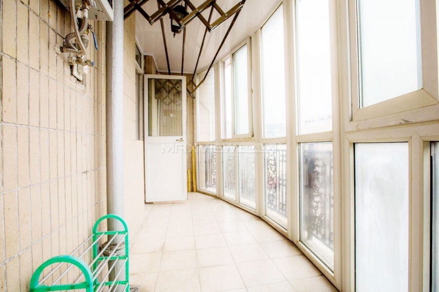 Shanghai apartment rent on Yongjia Road 4bedroom 200sqm ¥35,000 L00092