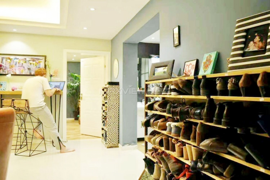 Rent apartment in Shanghai on Jiande Road 2bedroom 105sqm ¥18,000 SH017360