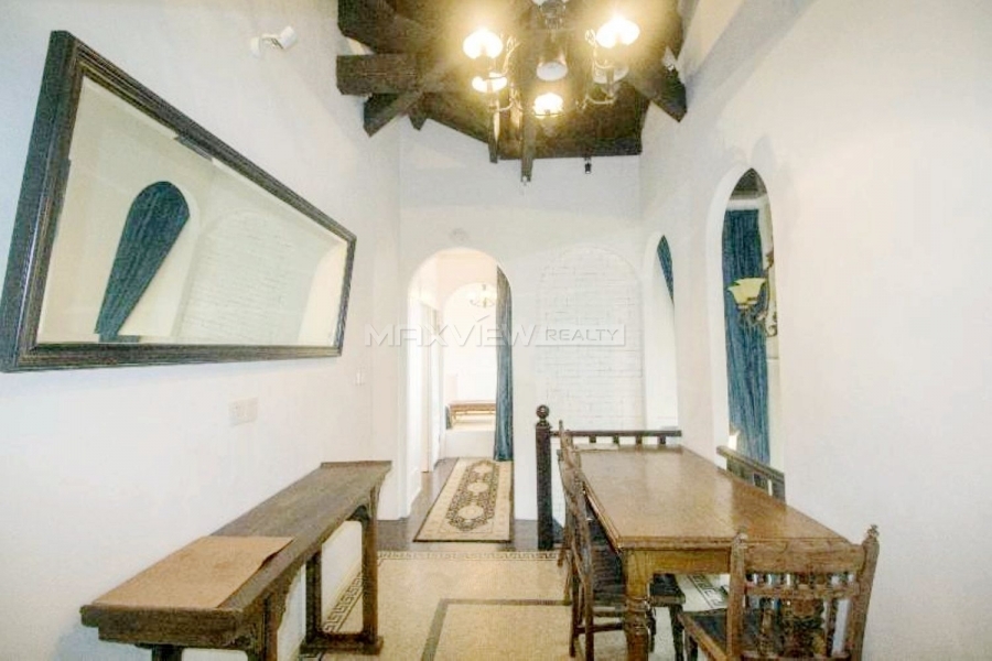 Shanghai apartment on Huaihai M. Road  2bedroom 93sqm ¥23,000 SH017365
