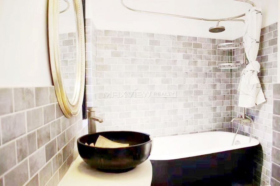 Gorgeous Old Apartment on Hengshan Road  2bedroom 128sqm ¥20,000 SH016153