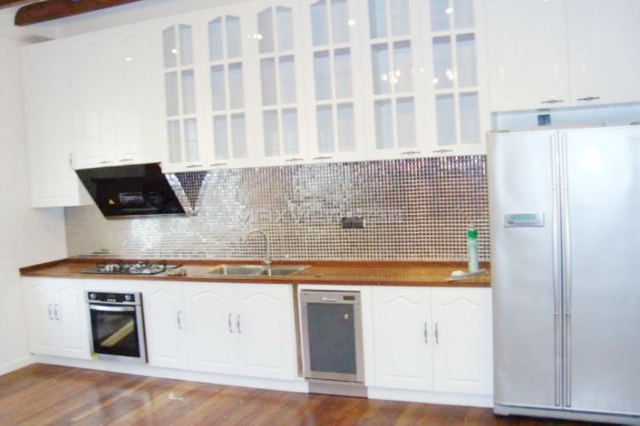 Shanghai rent apartment on Huaihai M. Road 3bedroom 130sqm ¥25,000 SH017371