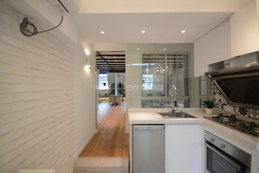 Shanghai lanhouse rental on Changle Road   2bedroom 118sqm ¥20,000 SH017415