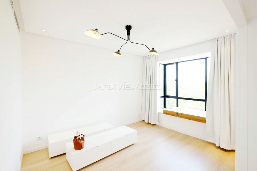 Shanghai old apartment rent on Gaoyou Road 4bedroom 170sqm ¥35,000 SH017416