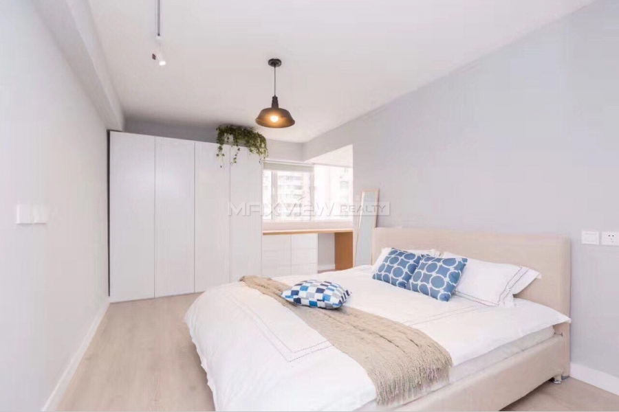 Apartments in Shanghai on Gao an Road 2bedroom 120sqm ¥20,800 SH017450