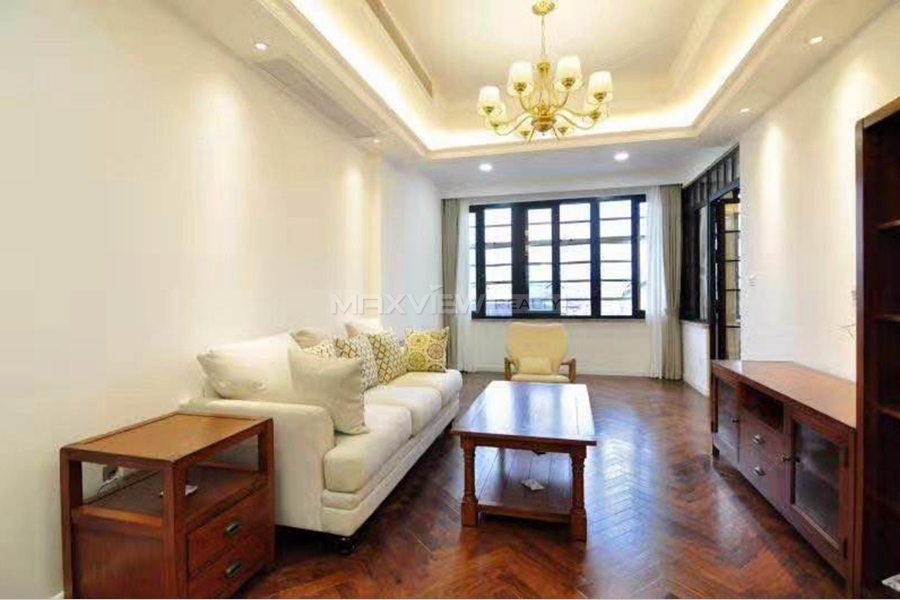 Old apartment for rent on Huaihai M Rd 2bedroom 110sqm ¥25,000 SH017495