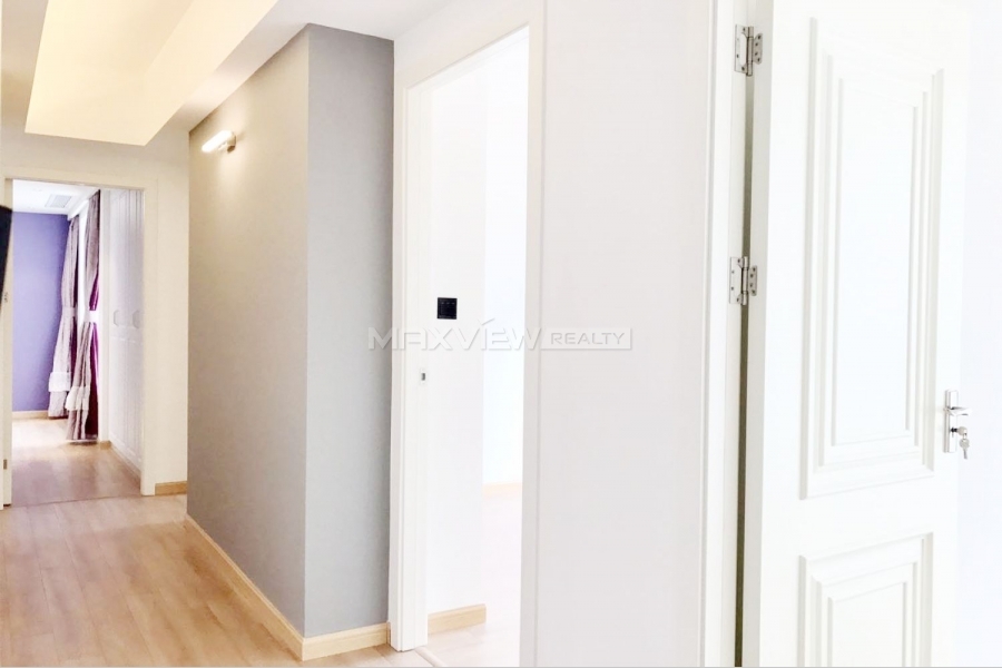 Recently refurbished apartment on Xinhua Road 4bedroom 200sqm ¥35,000 SH017435