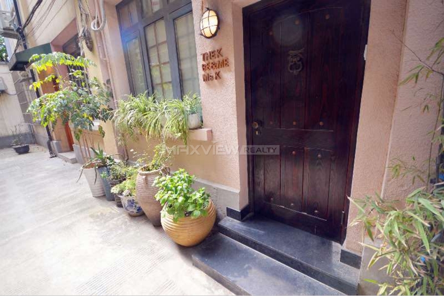 Xiangyang S. Road 3bedroom 200sqm ¥45,000 SH017528