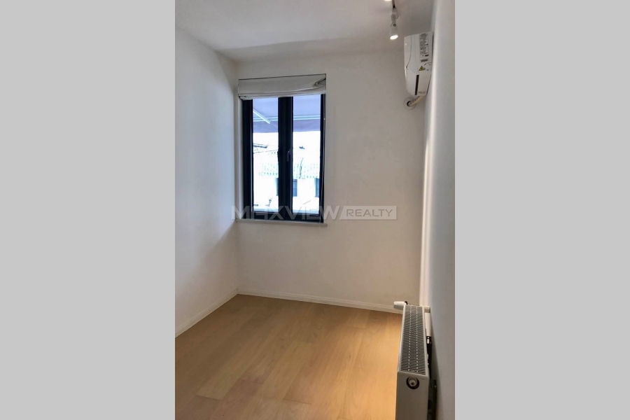 Nanjing W. Rd 4bedroom 120sqm ¥33,000 SH017617