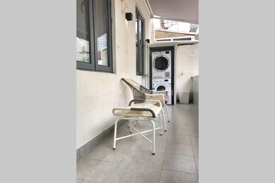 Nanjing W. Rd 4bedroom 120sqm ¥33,000 SH017617