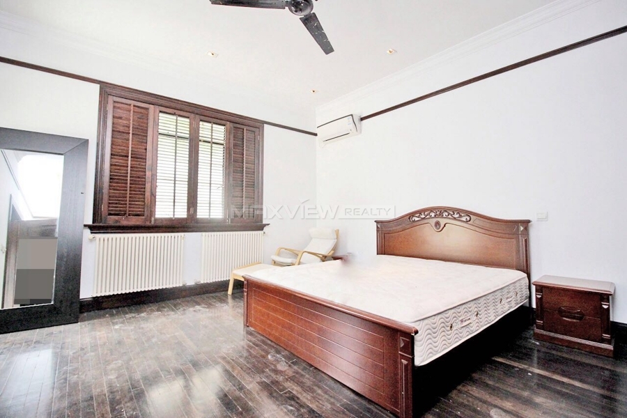 Zhonghuaxincun 4bedroom 200sqm ¥33,000 SH017641 