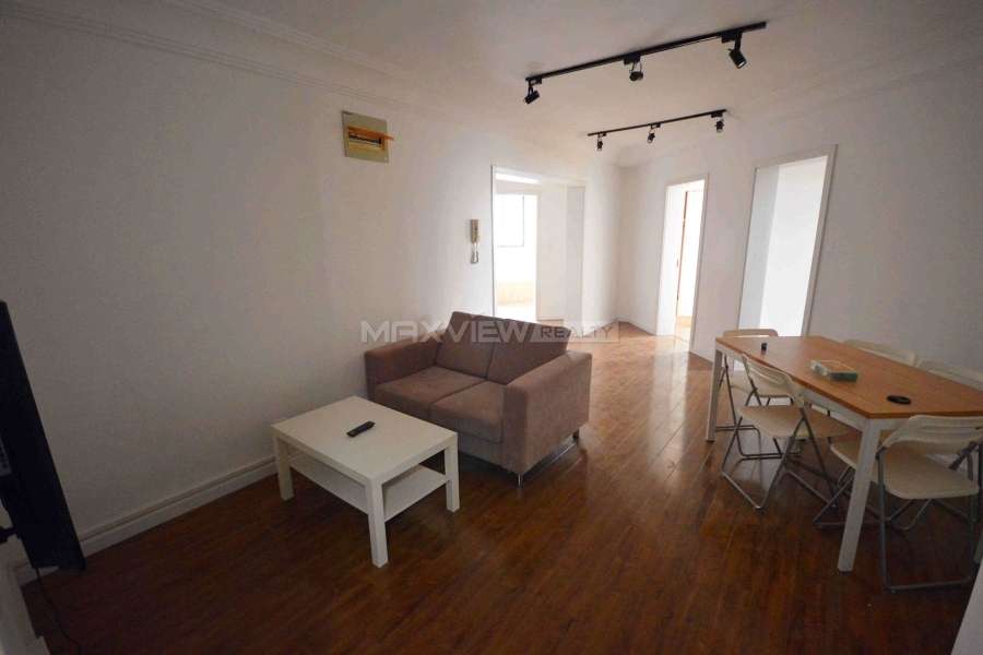 Old Apartment on Huaihai M. Road 4bedroom 180sqm ¥19,000 