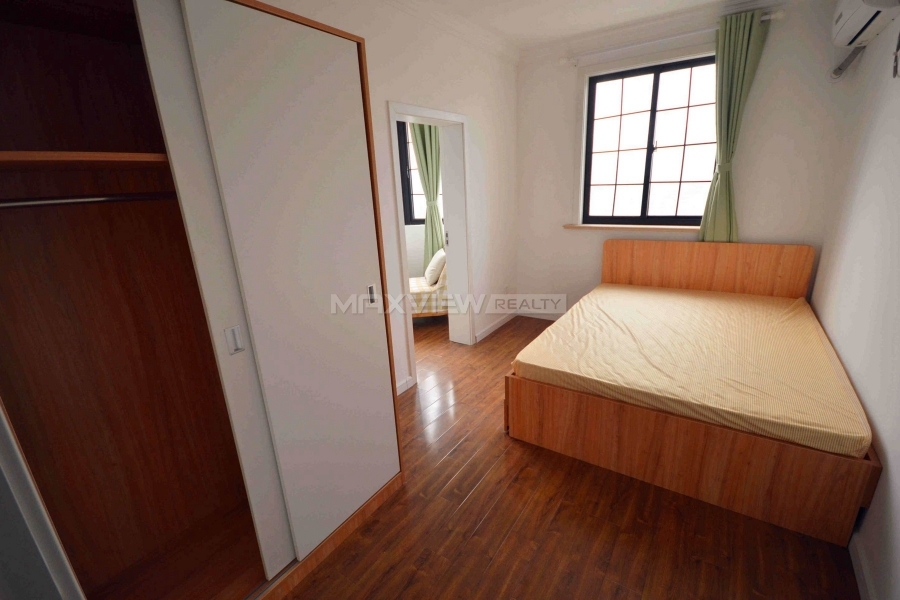 Old Apartment on Huaihai M. Road 4bedroom 180sqm ¥19,000 