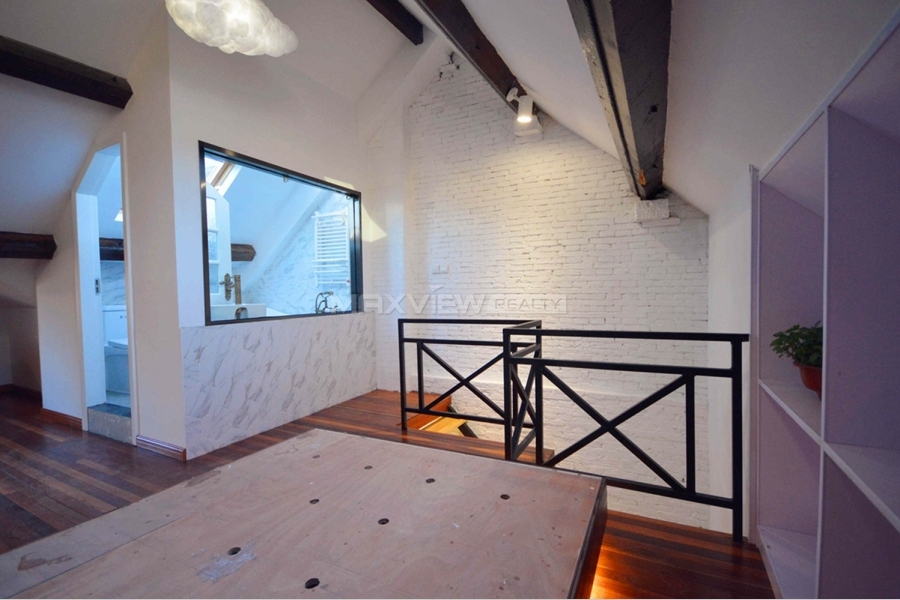 Shanghai house rent on Chongqing S. Road 2bedroom 150sqm ¥23,800 SHR0051