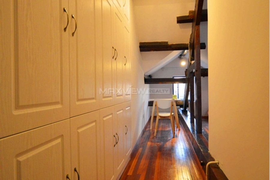 Shanghai house rent on Chongqing S. Road 2bedroom 150sqm ¥23,800 SHR0051
