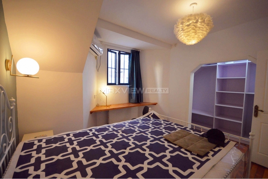 Shanghai house rent on Chongqing S. Road 2bedroom 150sqm ¥23,800 SHR0051