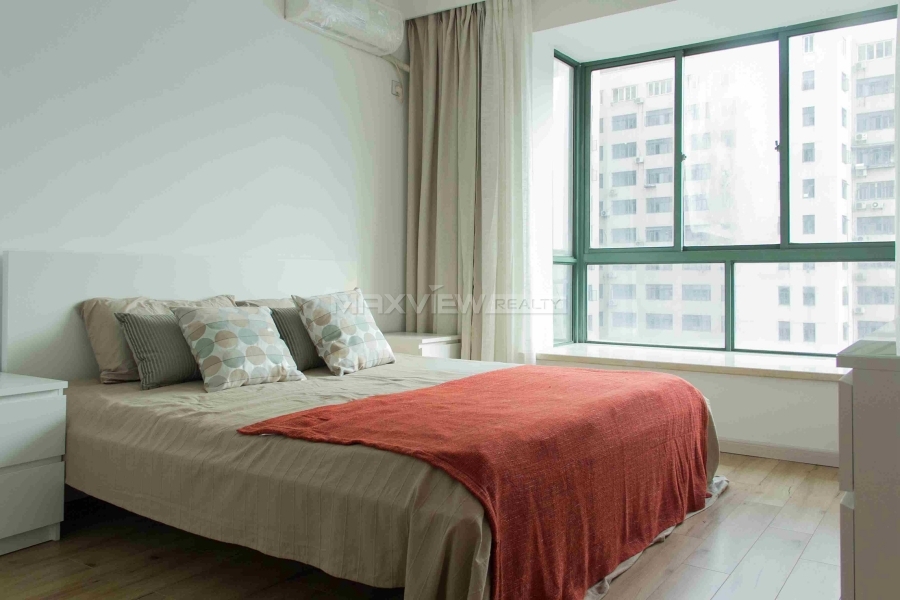 Apartment in Shanghai KangNingYaTing  3bedroom 165sqm ¥22,000 SHR0103