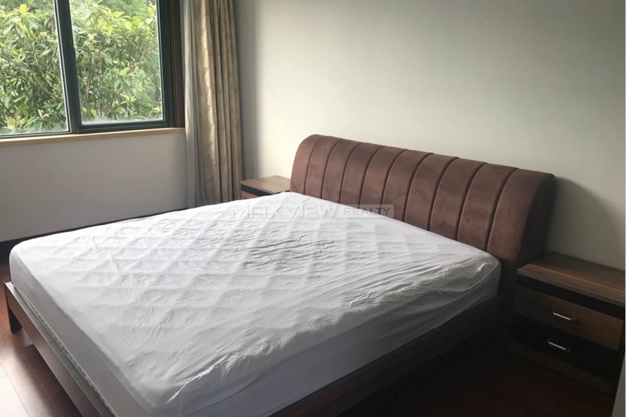 Shanghai houses for rent Lakeside Ville 湖畔佳苑 4bedroom 380sqm ¥45,000 SHR0113