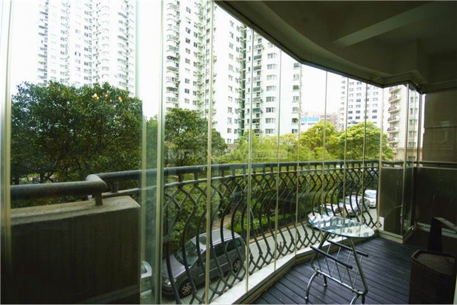 Apartment in Shanghai  Huijing Yuan 3bedroom 180sqm ¥24,000 SHR0156