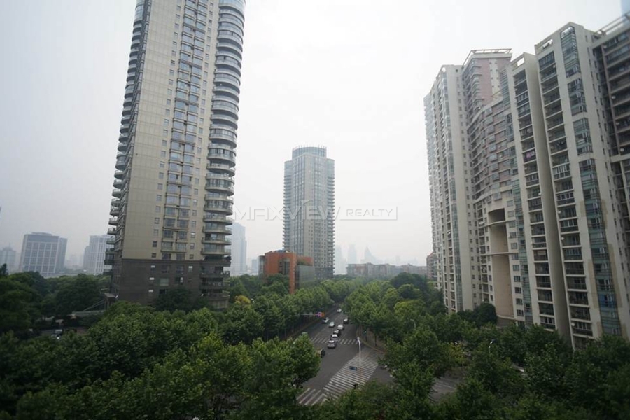 Apartment in Shanghai  Summit Panorama 3bedroom 214sqm ¥27,000 SHR0160
