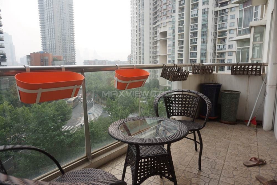 Apartment in Shanghai  Summit Panorama 3bedroom 214sqm ¥27,000 SHR0160