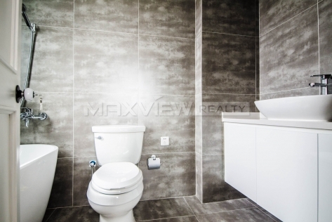 Apartment in Shanghai Haisi Tower  3bedroom 120sqm ¥21,500 SHR0165