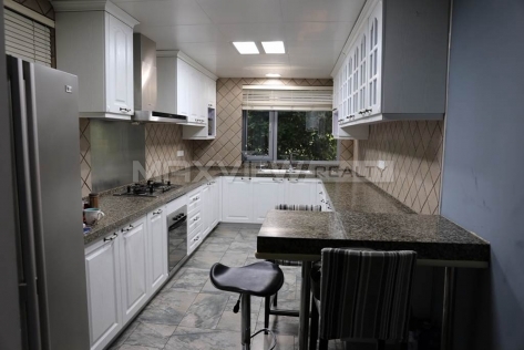 Apartment in Shanghai Central Palace 4bedroom 300sqm ¥33,000 SHR0190