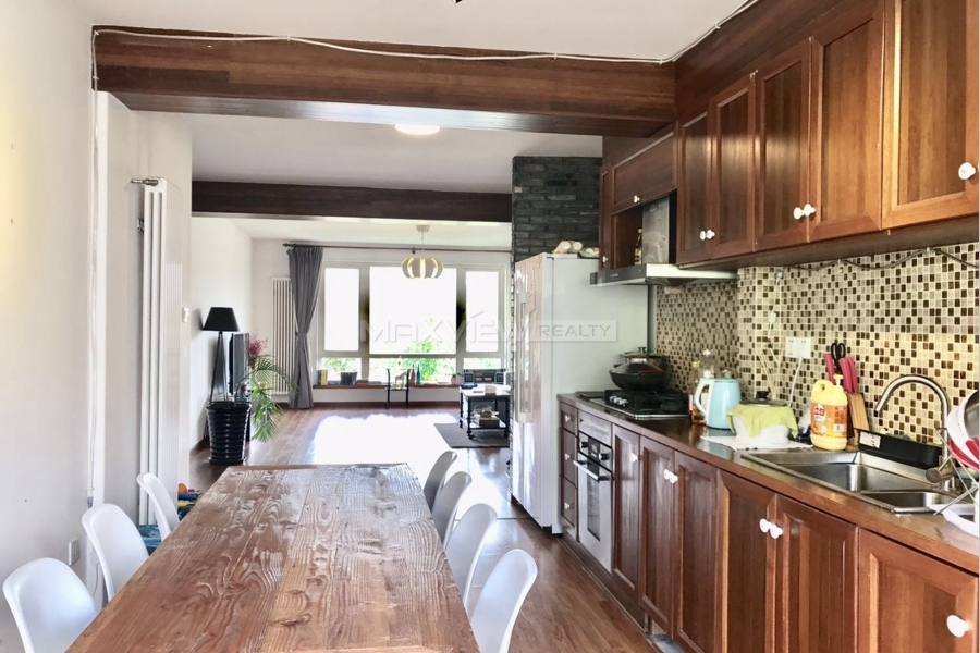 Shanghai property in Hengshan Rd 4bedroom 200sqm ¥35,000 SHR0217