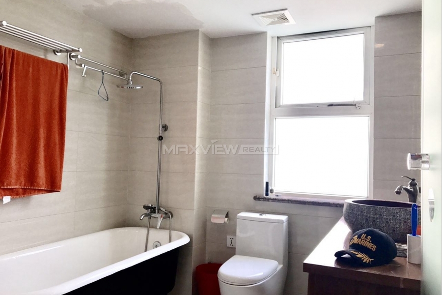 Shanghai property in Hengshan Rd 4bedroom 200sqm ¥35,000 SHR0217