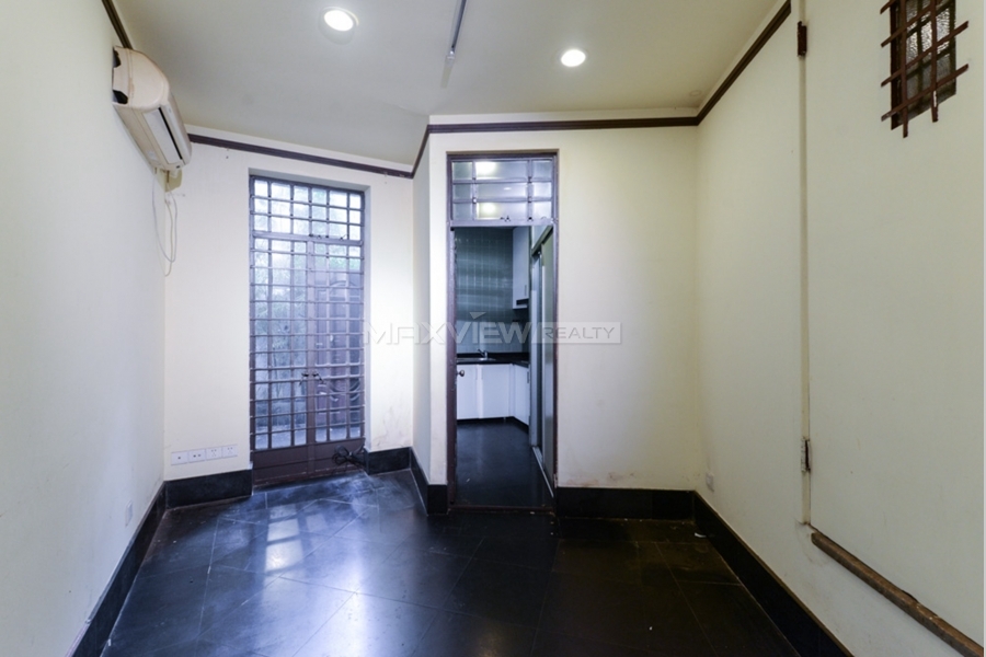Shanghai property in TaiYuan Rd  1bedroom 75sqm ¥35,000 SHR0235