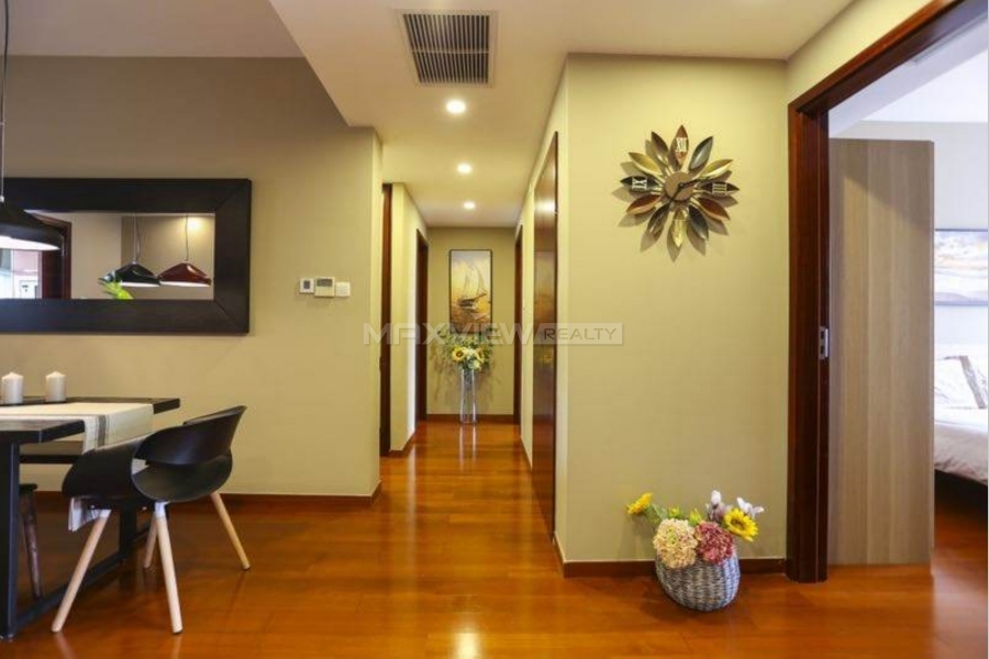 Apartment in Shanghai Yanlord Town 3bedroom 150sqm ¥23,800 PDA06229