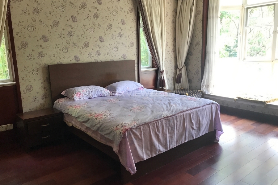 Shanghai houses for rent Violet Country Villa 6bedroom 350sqm ¥40,000 QPV01624