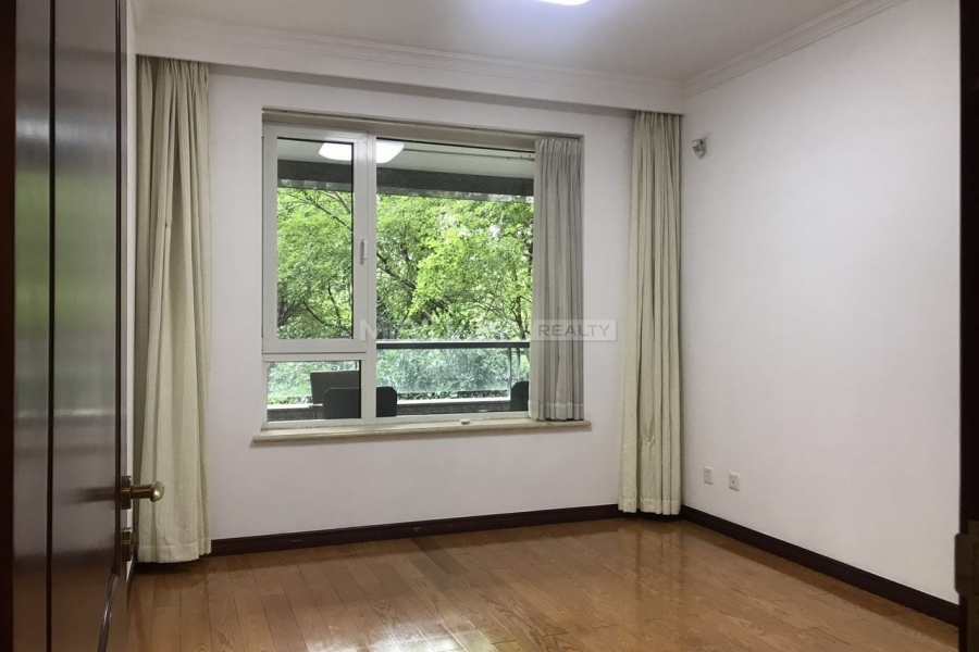 Shanghai Apartment in Skyline Mansion  3bedroom 302sqm ¥45,000 SH007809