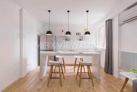 Donghu Apartment 3bedroom 140sqm ¥28,000 SH017835