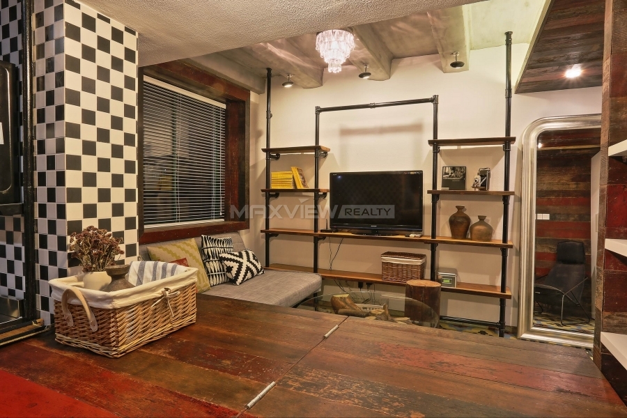 Rent a house in Shanghai on Huaihai Middle Road  2bedroom 75sqm ¥18,000 SH017218